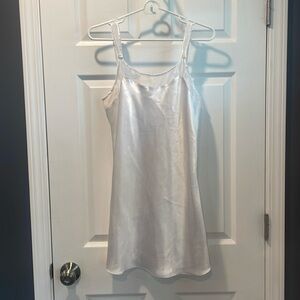 Jones New York White Thrifted Satin Slip